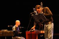 Bojan Z con Gianluca Petrella
